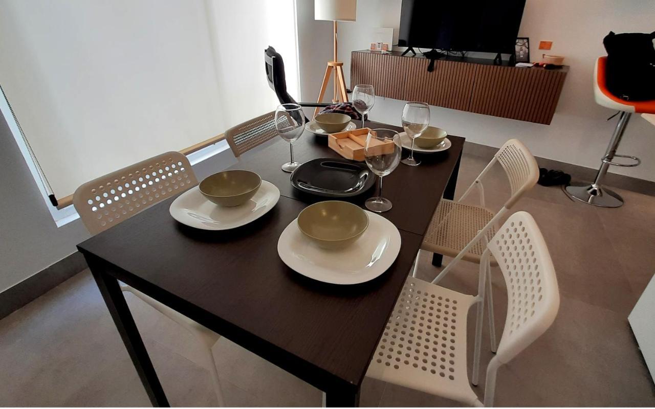 Apartment With Two Suites In The Center Of Malaga Bagian luar foto