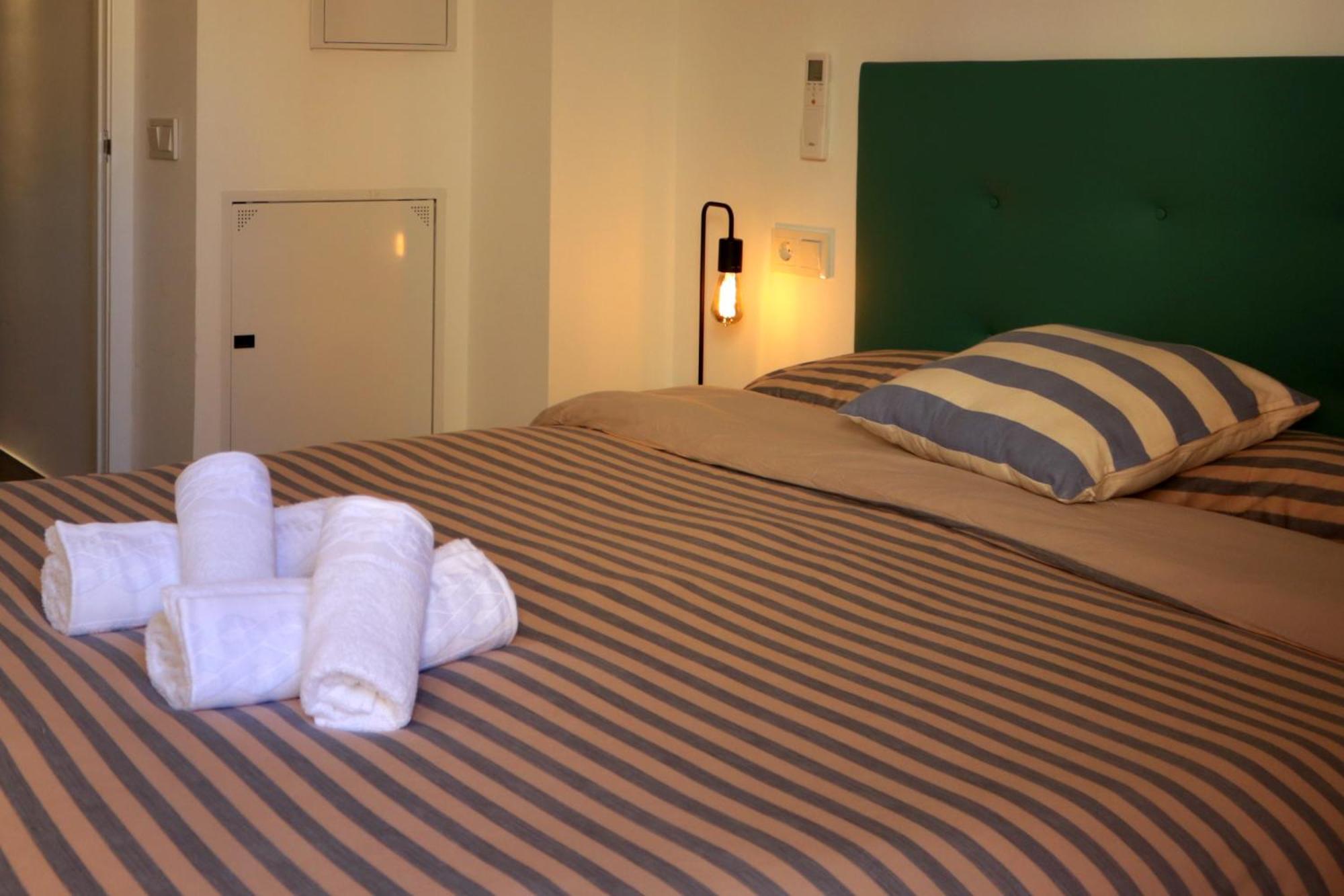 Apartment With Two Suites In The Center Of Malaga Bagian luar foto
